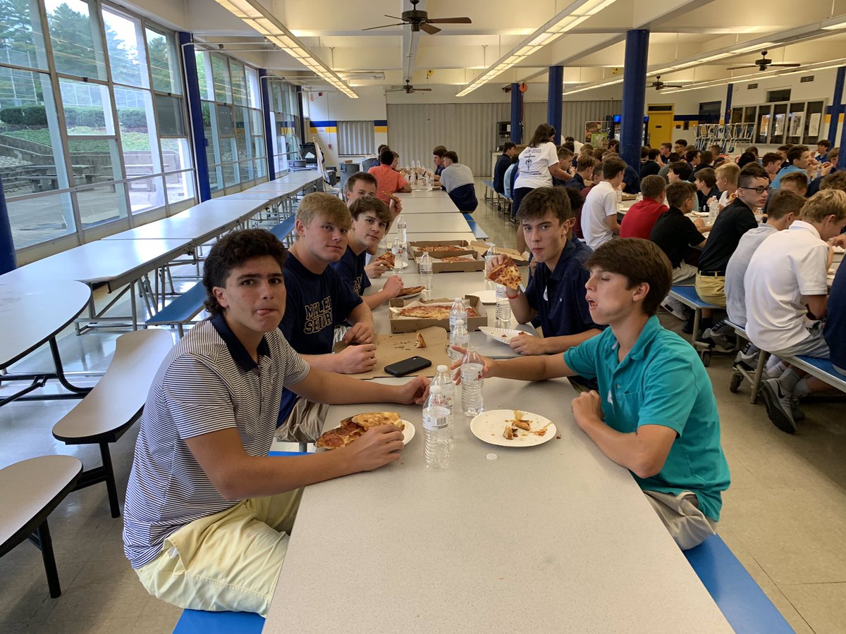 MoellerFootball's tweet photo. GREAT having all the freshman on campus for orientation. Fun watching our guys meet the rest of their brothers! #Classof2023 #ReMarkableMen #TheStandardisExcellence https://t.co/J9tg2qIgpA