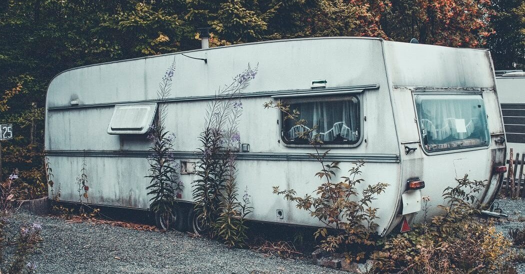 AllstarCoaches's tweet photo. Please be careful when using peer-to-peer RV rental services. We have heard countless horror stories about ruined vacations. 
https://t.co/K5Bts0MvqL https://t.co/nyRlexYbay