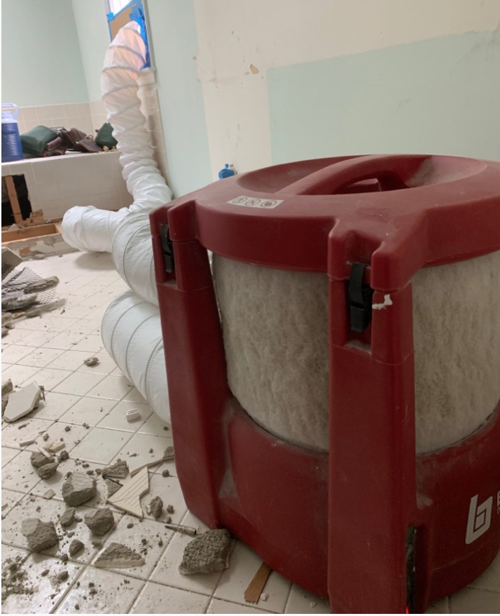 SCDThinkBuild's tweet photo. The Build Clean System is in-place at our Luxe Master Bathroom Project in Downingtown to eliminate up to 90% of airborne dust during demo. #thinkbuild #springcreekdesign #buildclean #dustcontol https://t.co/nE3rZMnWdS