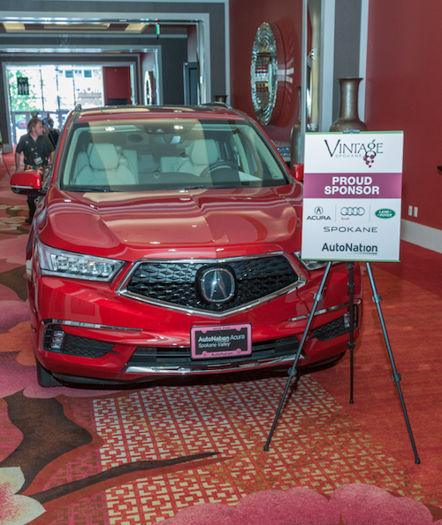 VintageSpokane's tweet photo. We partnered with @AutoNation and three local dealerships to showcase the best the Spokane Valley has to offer! Acura of Spokane Valley, Audi Spokane and Land Rover Spokane each displayed premier vehicles during the event and had reps on-site and available to answer questions. https://t.co/UMj9apDwHr