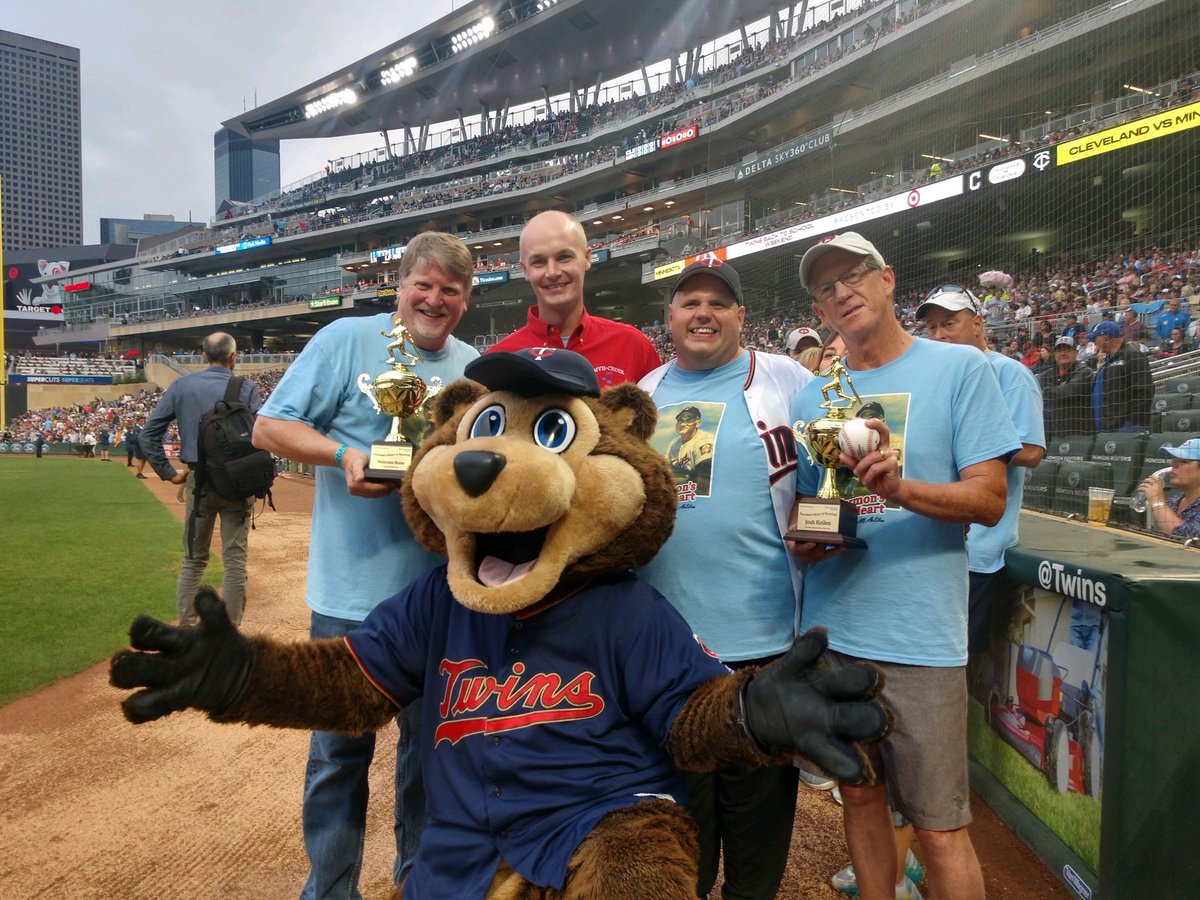 WallaceCarlson's tweet photo. Wallace Carlson Printing had a great time at the annual Harmon’s Heart Foundation event at Target field. Special thanks to everyone involved and taking really good care of us during the special ceremony before the opening pitch! https://t.co/sRTlvwL5k5