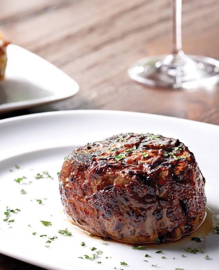MastrosOfficial's tweet photo. All we ask is that you appreciate every bite. #NationalFiletDay https://t.co/wF3PWiZYNL
