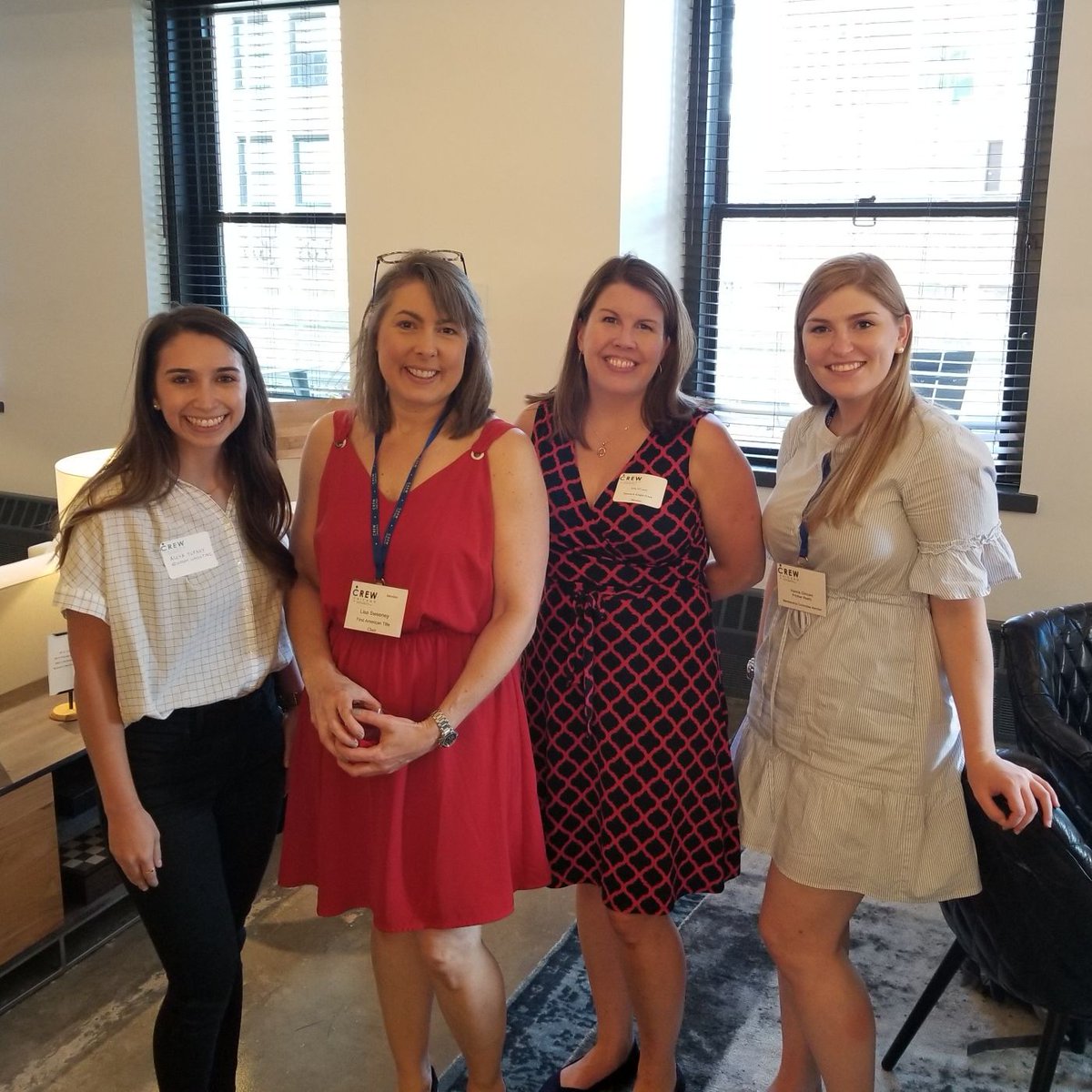 CREW_Chicago's tweet photo. Thanks to everyone who joined us for Cocktails &amp; Conversations and to @Bearcc1  for hosting! Check out our new Instagram for more photos from the event: @crew_chicago #WomenInCRE #Networking https://t.co/nu0FB1Wllf