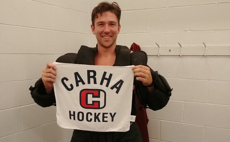 We're approaching capacity FAST for the <a href="/TravellersHKY/">Ottawa Travellers</a> winter season! Get your squad together before it's too late for the league that includes awards, chances at <a href="/Senators/">Ottawa Senators</a> tickets and MORE - bit.ly/2Ghtcyo!