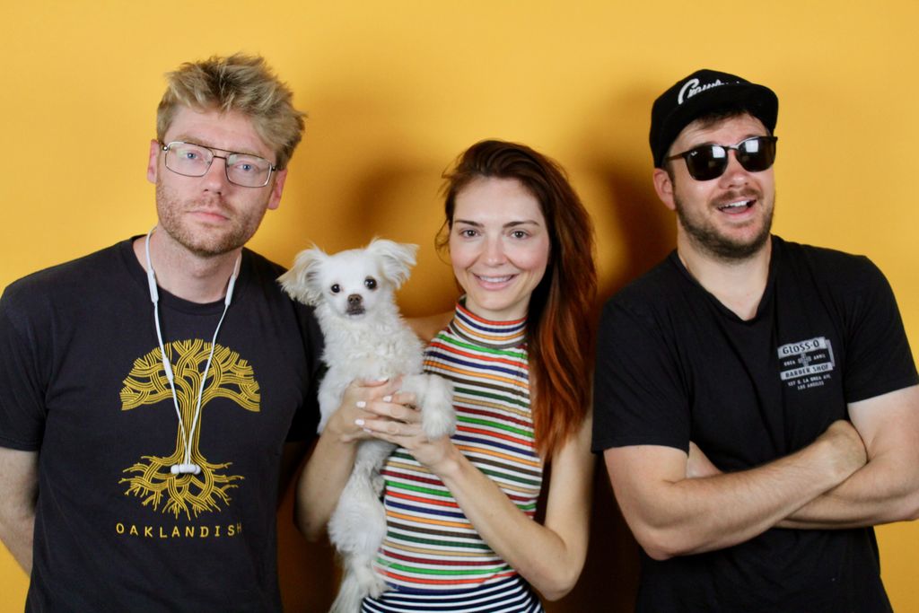 earwolf's tweet photo. This week on Hollywood Handbook, The Boys give @Jackie_Michele from the podcast #NatchBeaut a makeover challenge 💇💄💅 https://t.co/dlgDQTQwcF https://t.co/SabutTV9bV