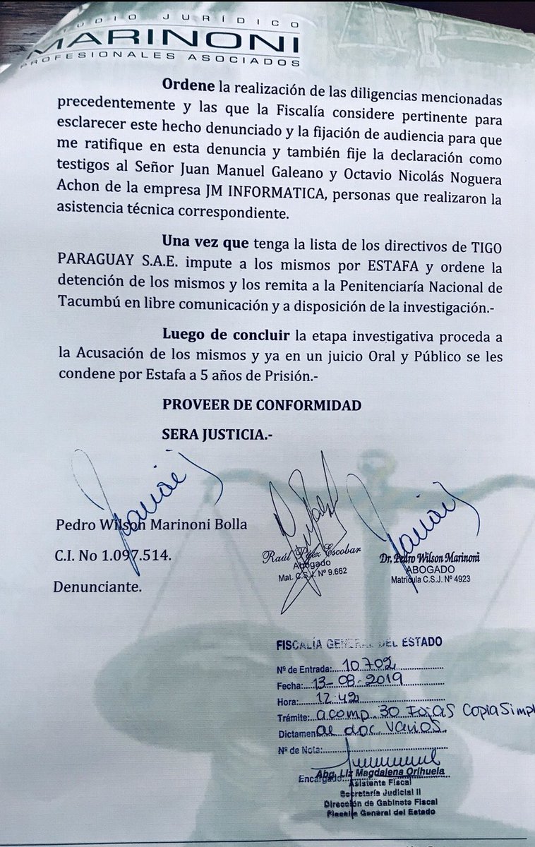 PedroMarinoni's tweet photo. Aquí está la denuncia presentada contra los Directivos de ⁦@TigoParaguay⁩ por ESTAFA. Consta abajo el cargo de presentación y espero que la Fiscalía por el bien de nuestros compatriotas haga un buen trabajo y castigue a estos ladrones que nos roban con un supuesto servicio https://t.co/aaYdIJkM8K