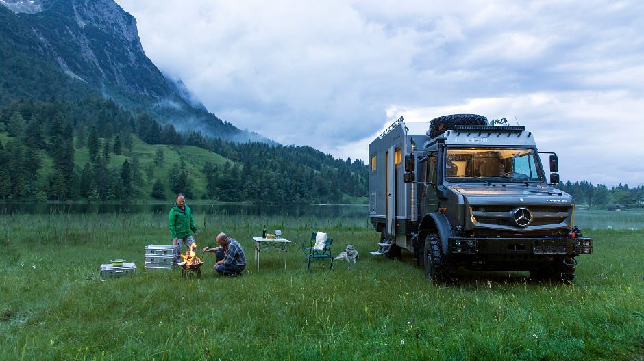 A Unimog has many uses… one of which is a mobile home! Motorhome specialist bimobil has turned to the Unimog for the basis of its RV vehicles: bit.ly/Unimog-motorho… #Unimog #DriverLife #LiveOnTheRoad