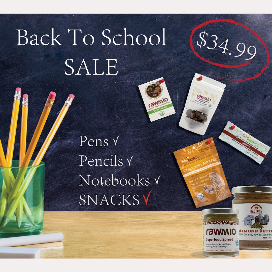 Are you prepping for a happy, healthy back-to-school season? Nutrition is key! That's why we've curated the Ultimate RawGuru Back to School Snack Pack featuring goodies from Rawmio, Dastony and Sunbiotics! Save over $20! 🤩

Grab yours today! rawguru.com/rg-box1
