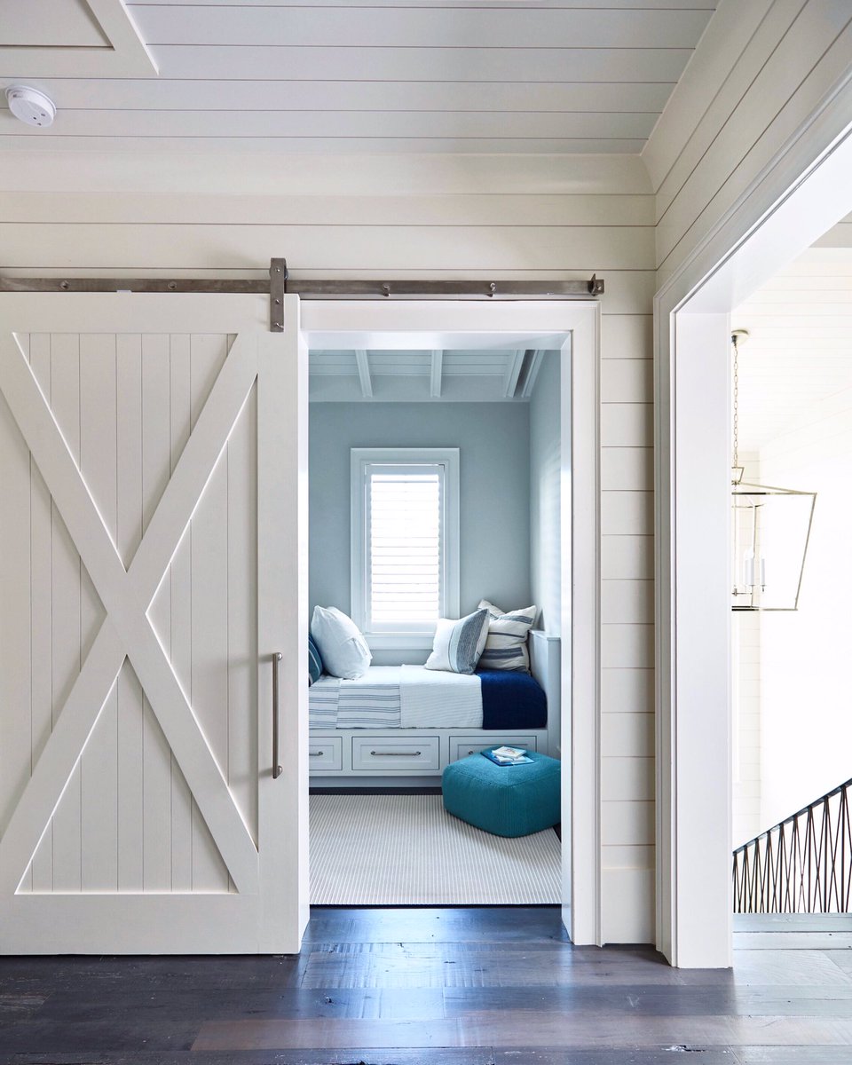 Custom sliding barn doors created for this gorgeous residence in Watercolor, Florida. Thanks @geoffchickandassociates and Chris Clark Construction for including us on this project! 
Read all about it on our website at the #linkinbio.