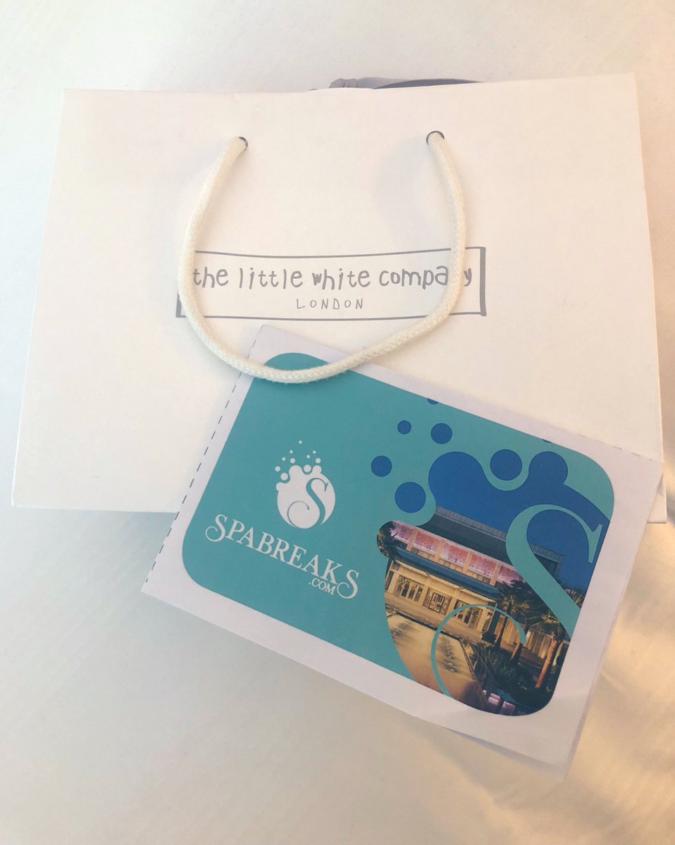 vikkicharity's tweet photo. One present for me, one present for baby - ๐ค๐ผ๐ค๐ผthis theme continues! Thank you so much to my lovely team and colleagues for spoiling me today #4WeekCountdown ๐ถ https://t.co/7s5xh0wMao
