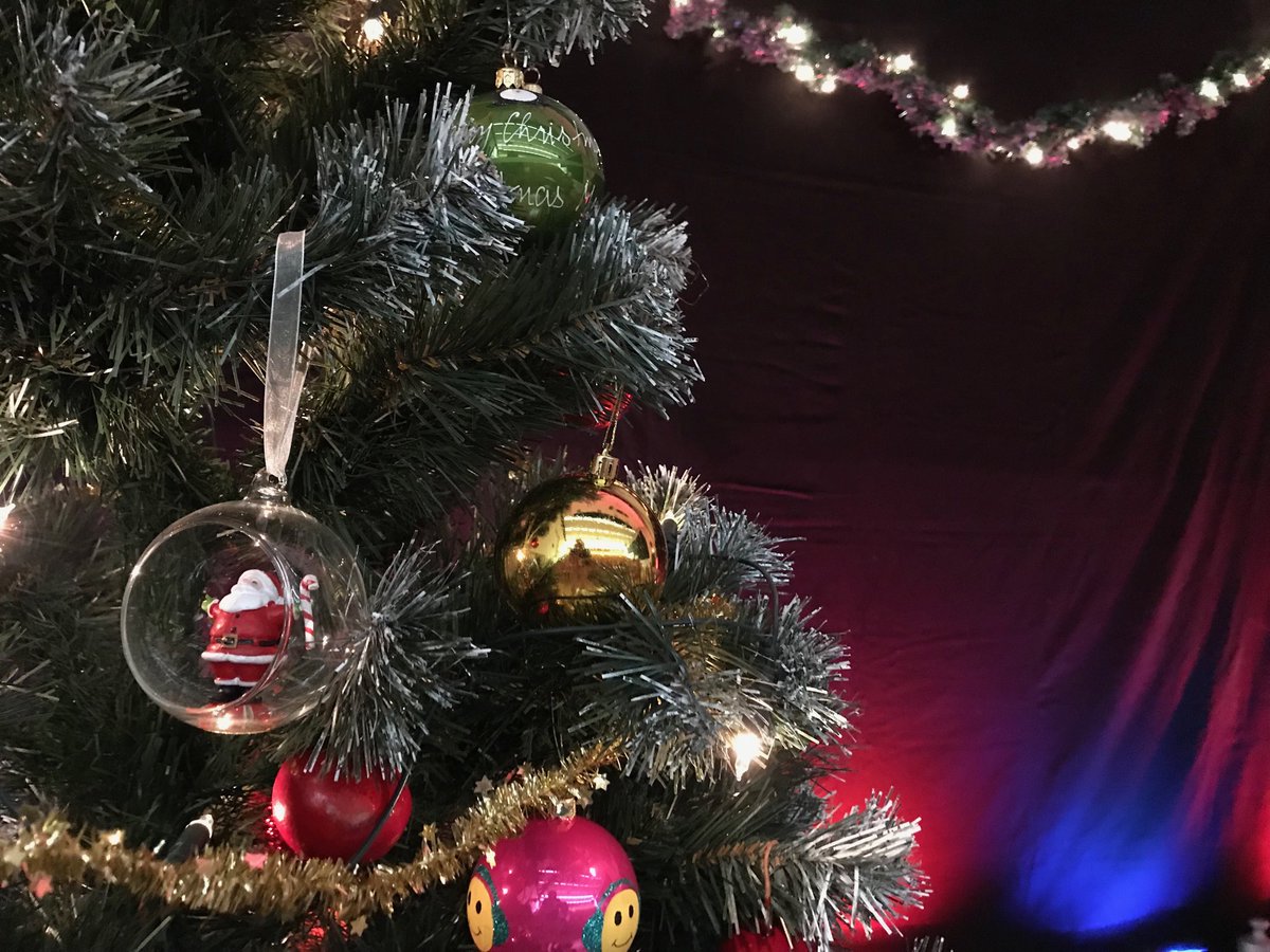 Physik im Advent tweet media