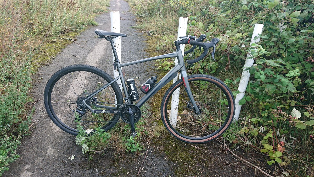 Nice commute to and from work today before tomorrow's deluge. Back on it Thursday I reckon, now for some pizza. #ridelife #RideGiant #gravelbike #gritcx #totalmtb #UKMTBChat