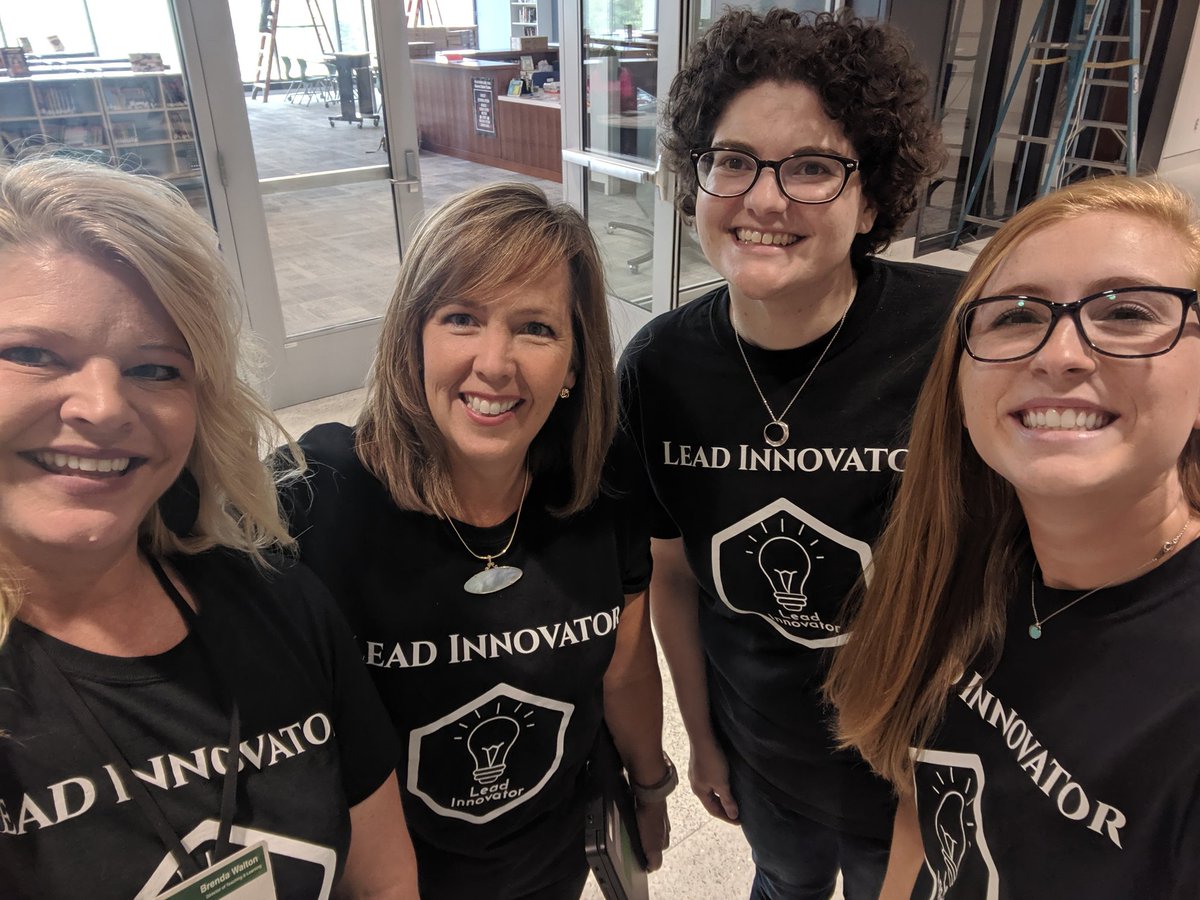 brendamwalton's tweet photo. Ran into several lead innovators at WMMS. #leadinnovators #innovate2021 @crsorange @Ms_MelissaSmith @DragonsReading https://t.co/uXpzYySwqA