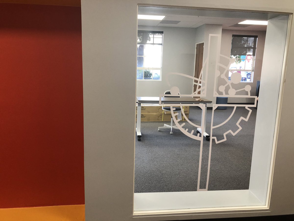 Thom_Gasper's tweet photo. Congrats to all for today’s official 1st day for @jp2stem ! Families &amp; community gathered for Mass w Bishop Alex Aclan followed by ribbon cutting of newly renovated facilities. Grateful to all, especially Jeff Hilger, Bridget Higgins, @DrAbelein &amp; @MsDeLSTEM for their leadership! https://t.co/ulj0MrVggu