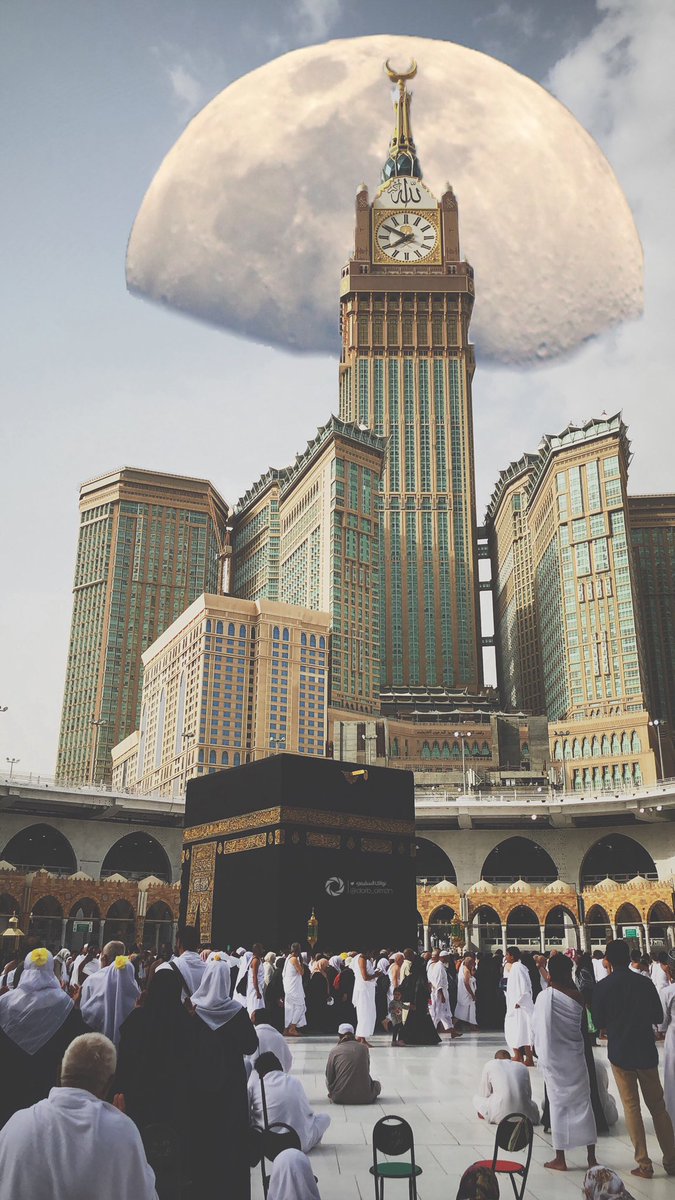 nawaf_can's tweet photo. ماذا لو اقترب القمر من الأرض بنفس قرب محطة الفضاء الدولية كيف سيكون منظره 

شي مهيب سبحان الذي خلق فأبدع فأذهل العيون 

 #نًجاح_مُوسمٍ_الحُج https://t.co/sWWOPFv1av