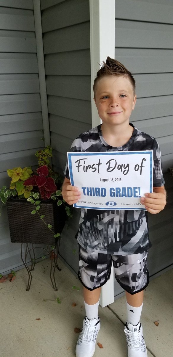 PCSDbiomedical's tweet photo. 2/3 Boone boys back at school 3rd and 7th grade! #3 starts Thursday! #bcsfirstday2019 #brunswickpride https://t.co/c1aq4Dd2Vy