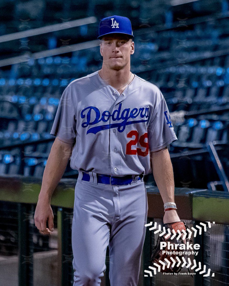 phrakephoto's tweet photo. 2 days a Dodgers, made it to Chase Field. Luke McKenzie (29) OF AZL Dodgers Lasorda Undrafted free agent 2019 @LukeMcK12 @JC_Bobcats #jucoproduct #dodgers #lableedsblue #itfdb #losdoyers #letsgododgers #ladodgers #dodgerblue #itstimefordodgerbaseball
@FutureDodgers
#njcaabaseball https://t.co/tdwsVq0rUY