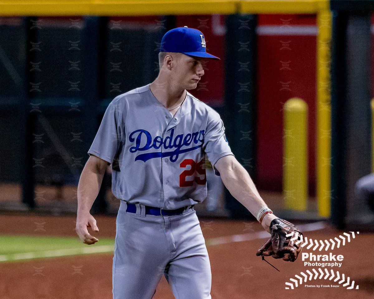phrakephoto's tweet photo. 2 days a Dodgers, made it to Chase Field. Luke McKenzie (29) OF AZL Dodgers Lasorda Undrafted free agent 2019 @LukeMcK12 @JC_Bobcats #jucoproduct #dodgers #lableedsblue #itfdb #losdoyers #letsgododgers #ladodgers #dodgerblue #itstimefordodgerbaseball
@FutureDodgers
#njcaabaseball https://t.co/tdwsVq0rUY