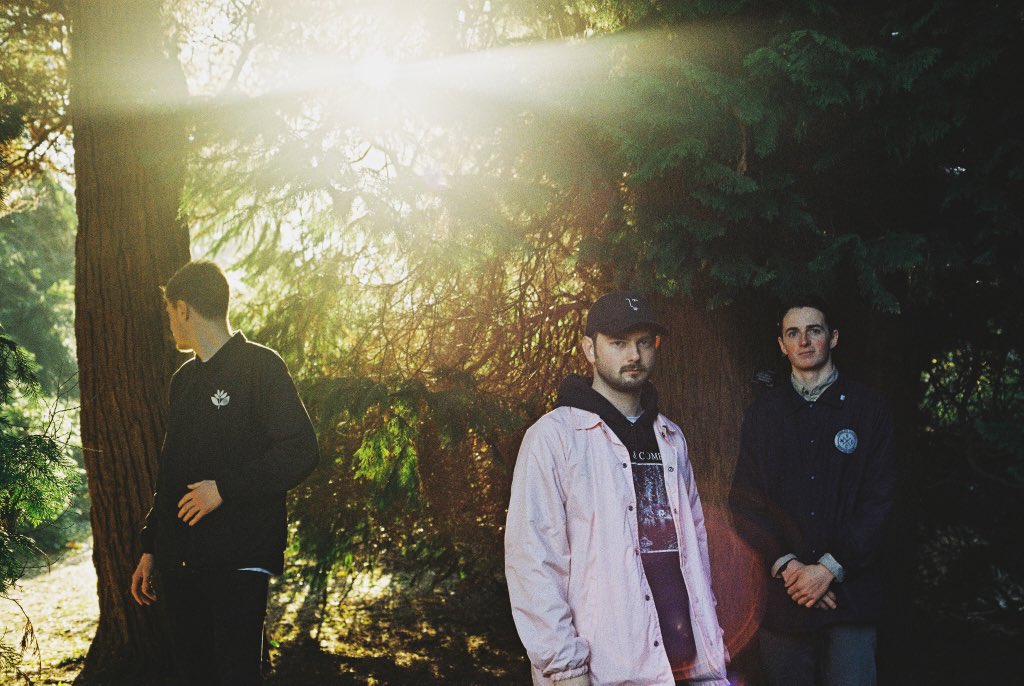 Next show ~
<a href="/LIQUIDROOMS/">THE LIQUIDROOM</a> 
24th August
Supporting <a href="/maydayparade/">Mayday Parade</a>

Tickets on sale from the link below, brand new merch + ticket options available 🌿
donniewillow.bigcartel.com