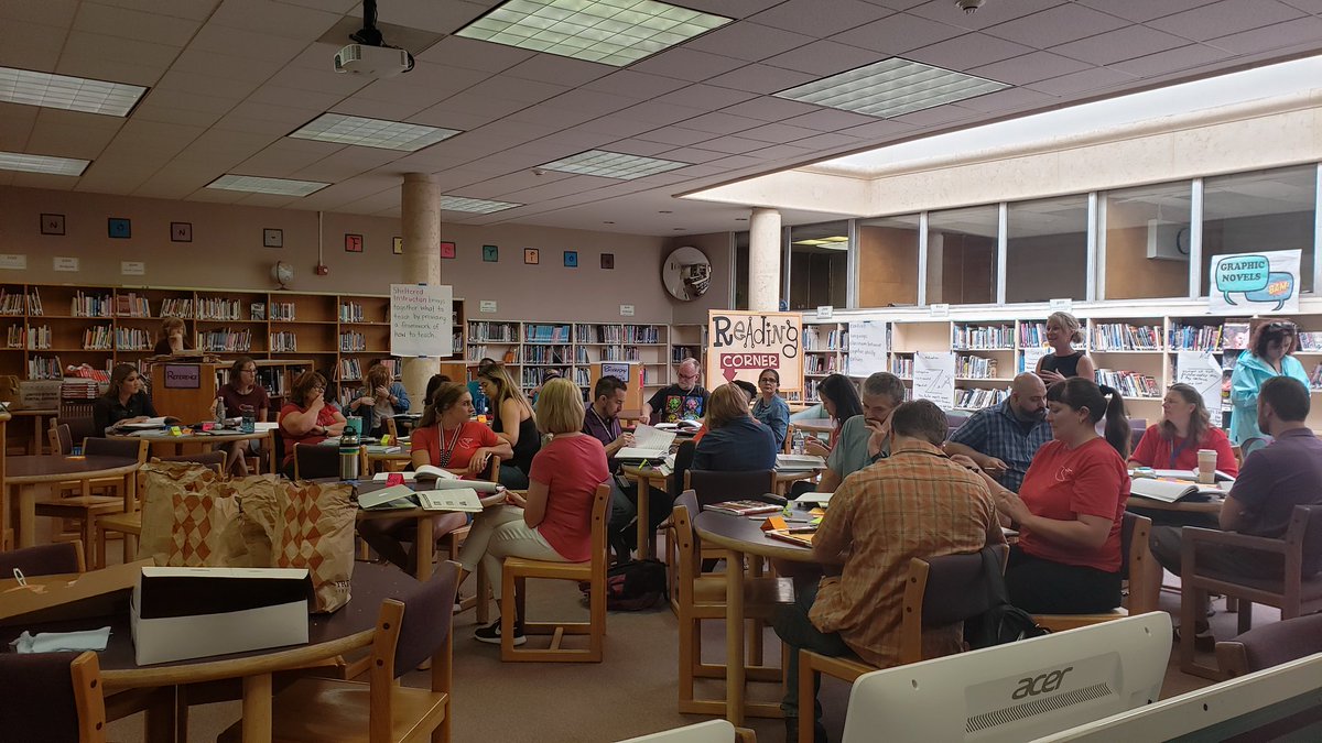 NewarkUSD's tweet photo. Newar Hr. High teachers participating in SIOP training, learning techniques to support all students, especially English Learners.  Awesome way to get the year started! https://t.co/Mckv3OxtM3
