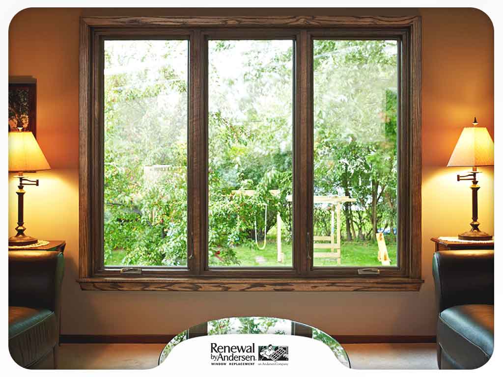 RbADesMoines's tweet photo. Here are a few tips on detecting window damage after a storm. https://t.co/90r7OWjESI https://t.co/gzBEEc5CP1