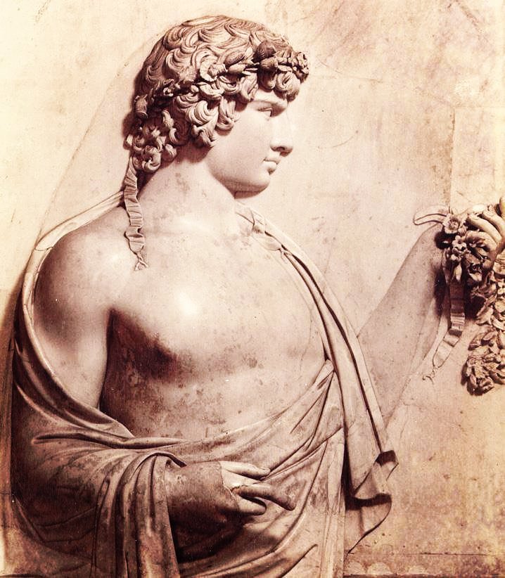 antinousgaygod's tweet photo. 13 Aug is #InternationalLeftHandersDay! #Antinous loves #lefties. #Antinoos loves #righthanders too. His love is #ambidextrous! #LeftHandersDay https://t.co/9uS3RoFSuE