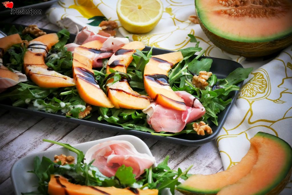 PassionSpoon1's tweet photo. Cantaloupe melon arugula salad is a wonderful lunch or supper idea to enjoy in the hot summer days. It only takes 10-15 minutes to make and you only need 4 main ingredients. This salad has it all; crunch, freshness, sweet fruit and… https://t.co/Kl256P7fLd https://t.co/fadyhUuzPm