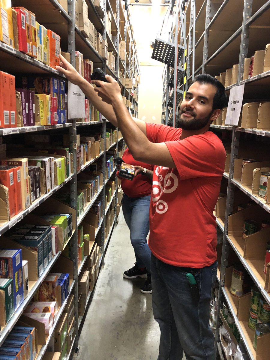 dretarget1269's tweet photo. One-for-One = Granola-for-Granola! When your backroom is organized by pog it's easy. DBO Dima and Christian  #t2124 #dbo https://t.co/ezoQChosmU