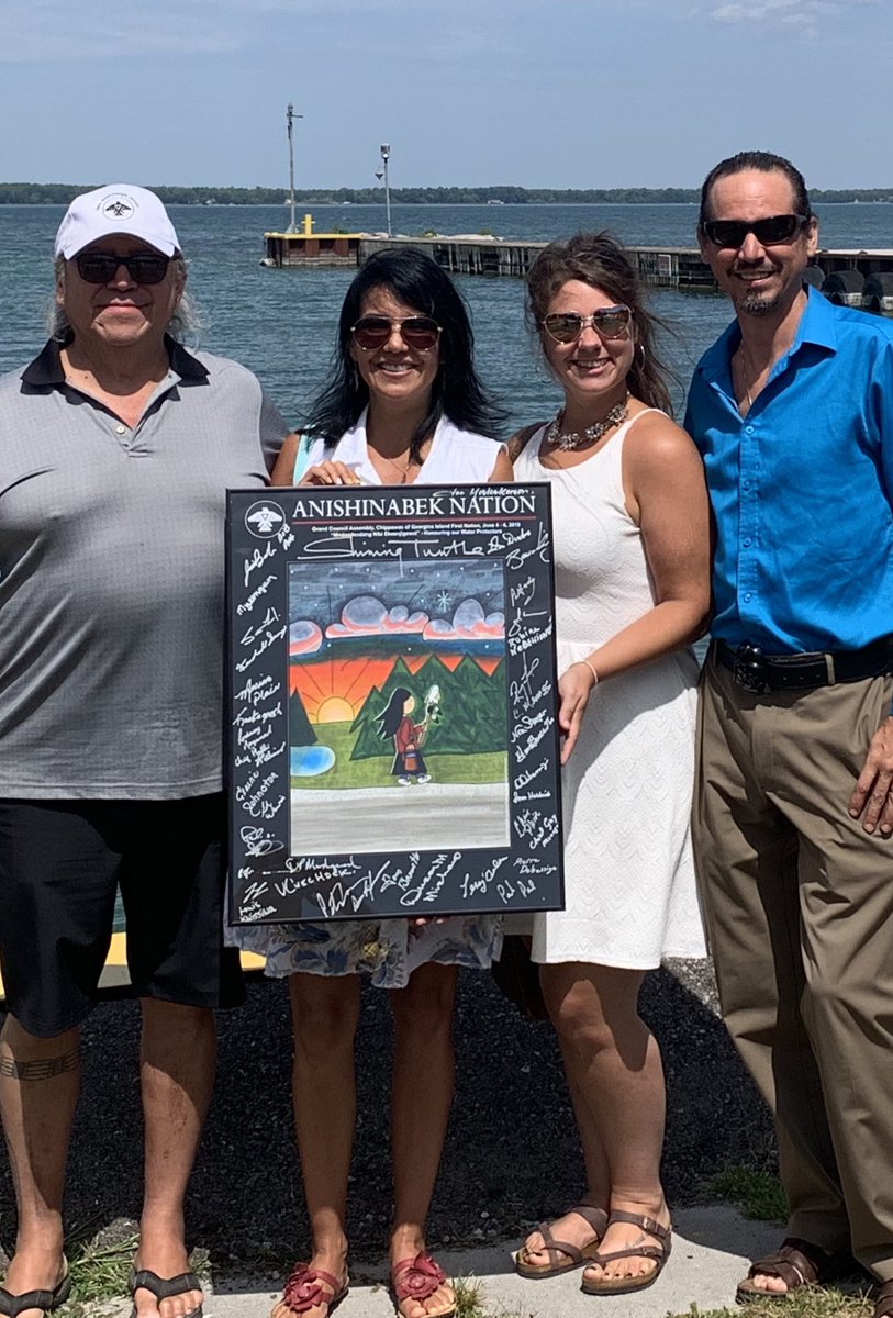 laughingwaterss's tweet photo. Beautiful Day to be with @jbmarsden presenting Chief Big Canoe a hostess gift!!! Chi Miigwech to the Chippewas of Georgina Island for hosting the @AnishNation Grand Council Assembly this past June! https://t.co/hQmFFFN8y7