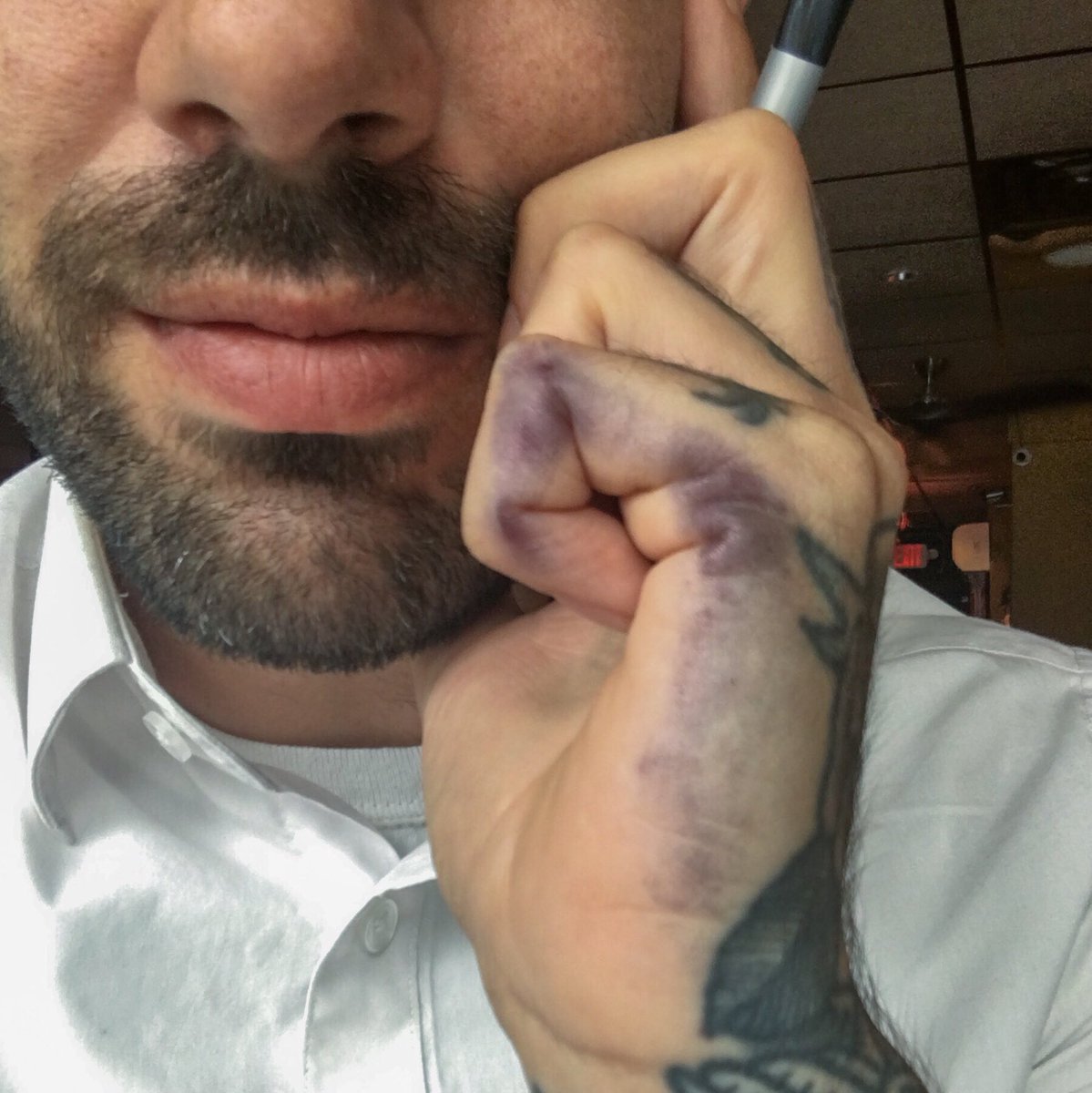 AdamRich84's tweet photo. If you can relate to this photo, today is your day! Happy #LeftiesDay!
To celebrate, I thought Iโd leave you with some of my favorite lefties:
@BarackObama, Ruth Bader Ginsberg, @BillClinton, @Oprah, @JimiHendrix, @AlbertEinstein, @srsilverstein, and of course . . . Mayor Pete! https://t.co/HTqUFdpx3f