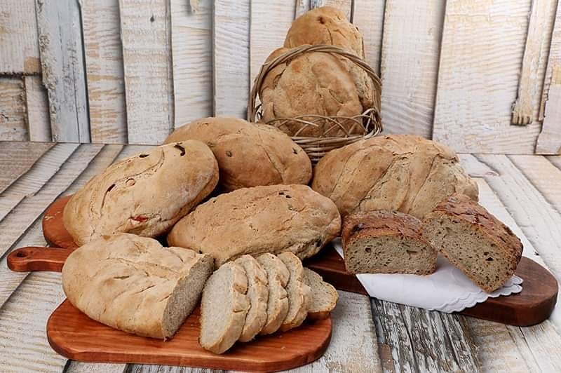 Chilegast's tweet photo. Apoyamos el #COMERCIOLOCAL
👉🇨🇱 Les presentamos a #DuonaSabores🍞🥖Este es un equipo apasionado por el pan👨🍳🍞
#PanMultigrano #PanIntegral
#PanOliva - #Aceitunas
#AlfajoresArtesanales
Su oferta puede ser a gusto del cliente👏 Despacho a Domicilio #Stgo romartinezga@gmail.com https://t.co/3xvjTbfxHw