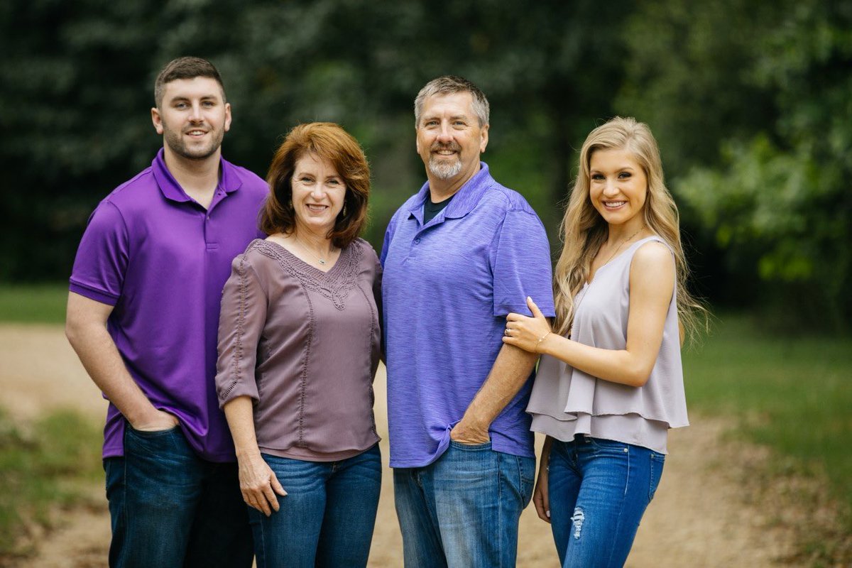 Caroline_Tay11's tweet photo. My Dad Jeff Taylor is running for re-election for Livingston Parish Assessor. He has always put our community first and works hard at everything he does whether it’s being a public servant or a father. Please join me in voting on October 12 and Let’s Keep Jeff Taylor Assessor!!☺️ https://t.co/AvF4mCNnq2