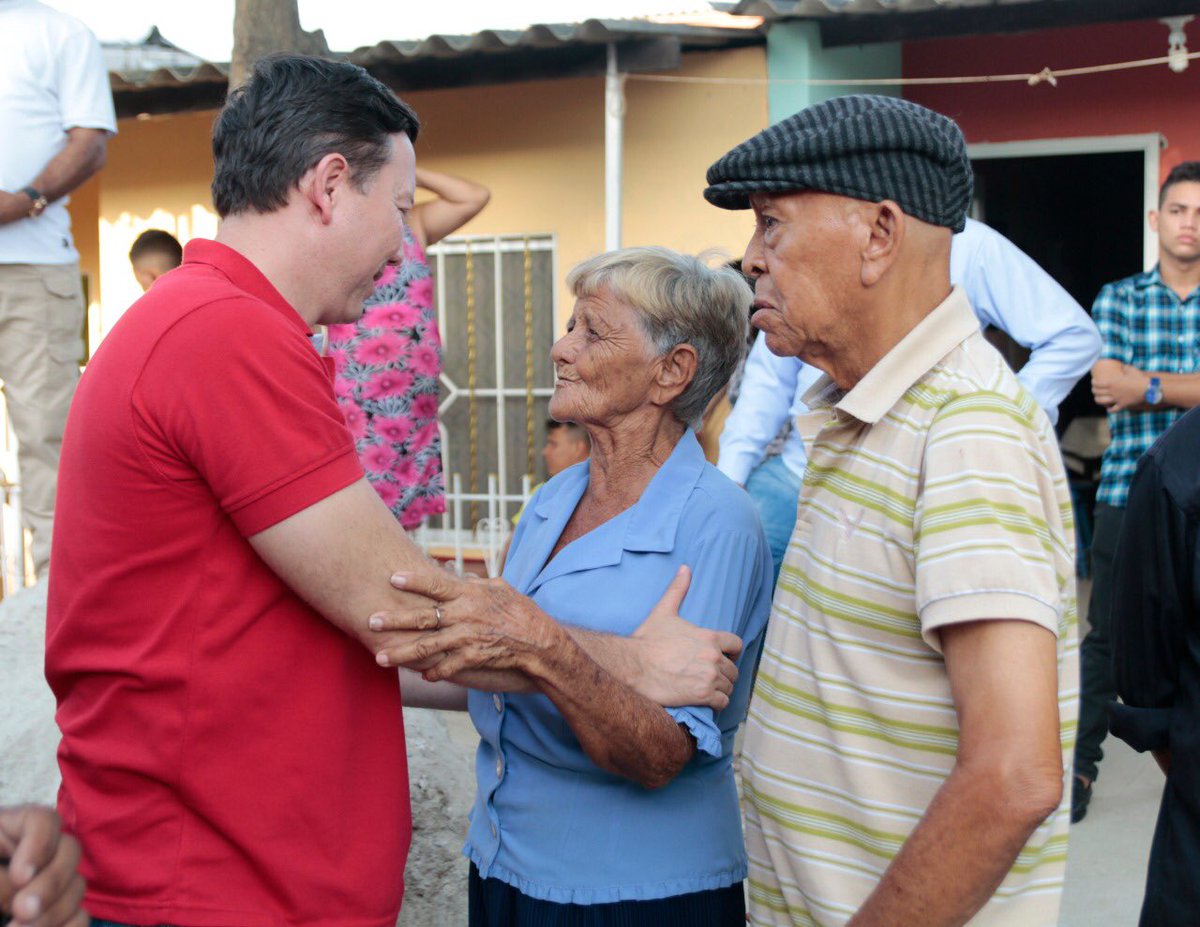 Williamtorresar's tweet photo. El soledeño está doliente de saber que  somos un municipio que tiene lo suficiente para crecer en todos los ámbitos, educación, salud, infraestructura, cultura, deporte...
Vamos Soledad que #SiSePuede https://t.co/vXlxYCKx03