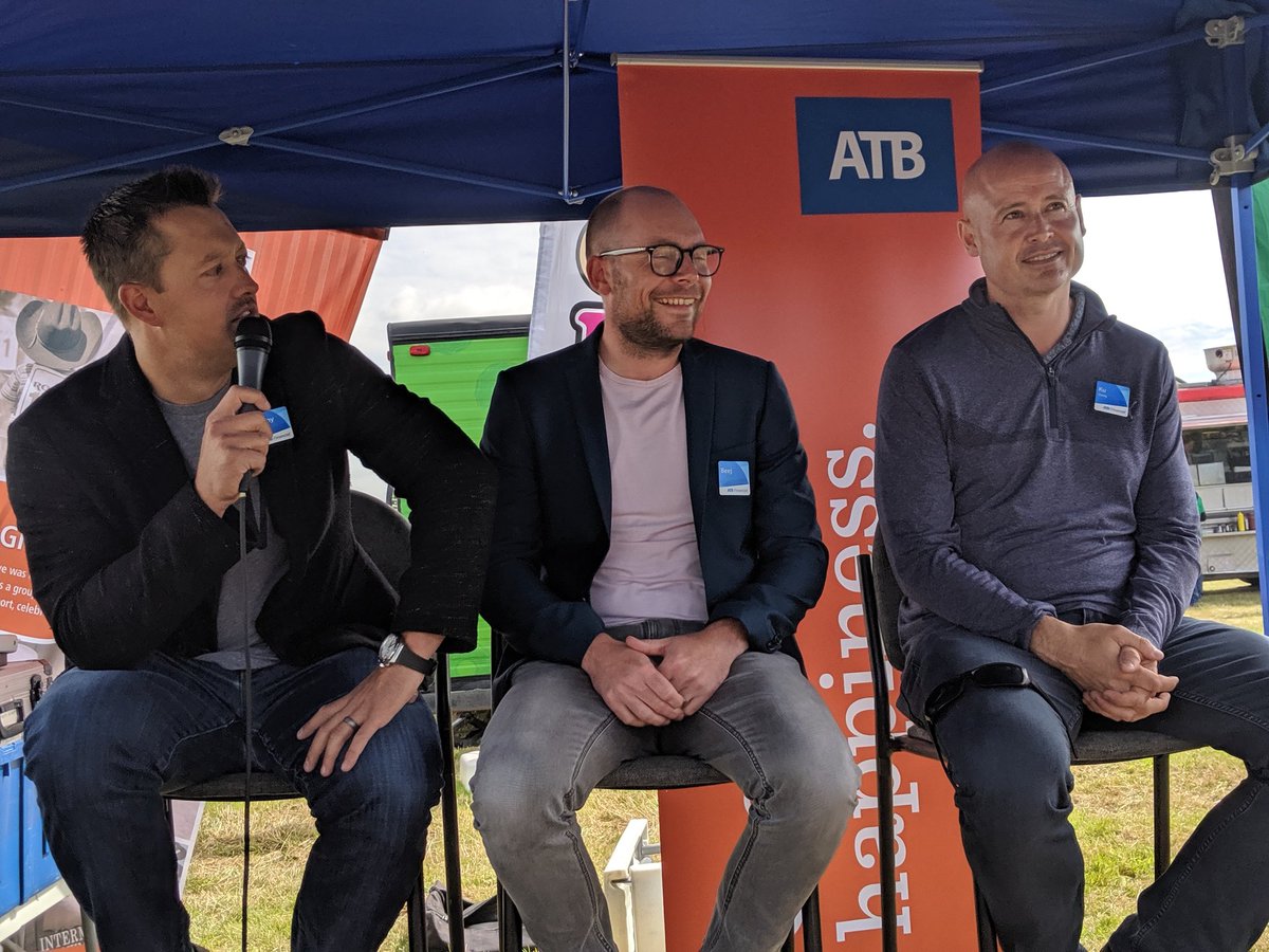 We're chatting with <a href="/TeamKevinKoe/">TeamKevinKoe</a> near the food trucks at <a href="/AgSmartOlds/">AgSmart</a>. Come on by to say hello and snag a photo with the team!