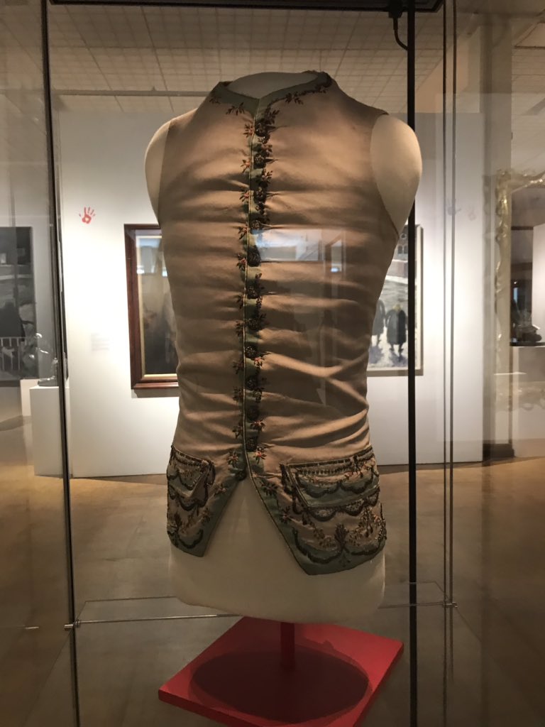 MuseumElinor's tweet photo. Learning all about caring for and conserving sculpture today @DoncasterMuseum but I couldn’t resist a closer look at this beautiful c1770 waistcoat and doing a bit of Calderdale made collections spotting! #ArtUK #CollectionsTraining https://t.co/7XixjY6NAU