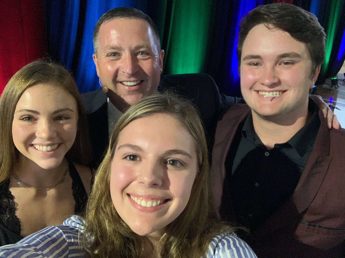 DanielNClemens's tweet photo. Thank you ⁦@NKCSchools⁩ for a wonderful morning and for allowing me to tell my gratitude story!  Let’s have an incredible 19-20 school year! https://t.co/BMMnXDv4Jk