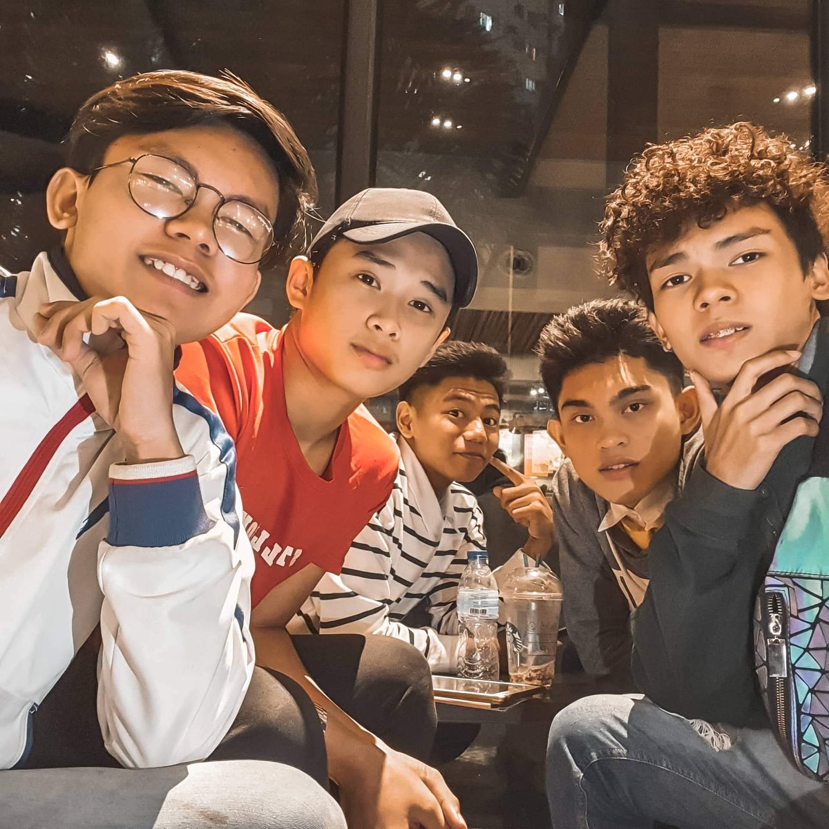 jeriec29's tweet photo. Friends are angels who lift our feet when our own wings have trouble remembering how to fly๐ WE LIFT EACH OTHERโ๏ธ
BUILDING RELATIONSHIP MORE THAN A BUSINESS PARTNER๐ฏ๐
#FRONTROWLIFE #OnOurWayUp #FrontrowFam #AlphaGuild #TrueAlphas https://t.co/iwr2h1hgl8