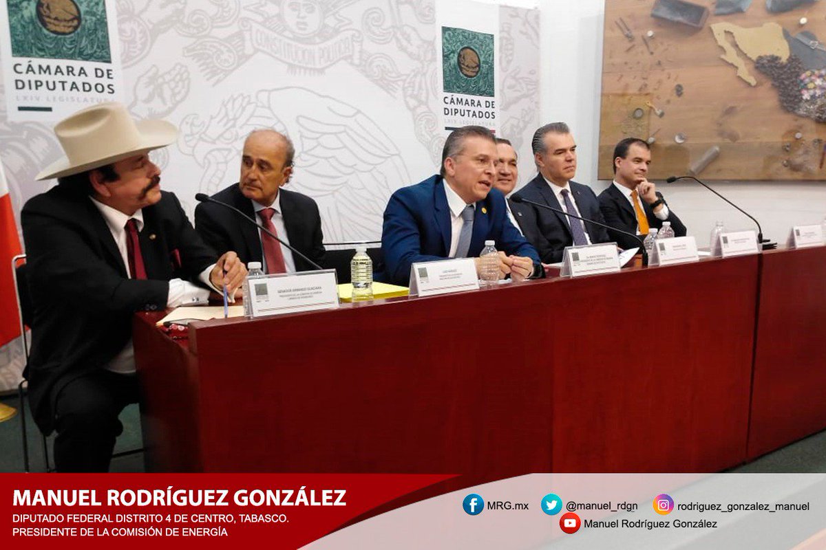 manuel_rdgn's tweet photo. Hoy anunciamos en rueda de prensa las mesas de trabajo “Gas y Electricidad” que la #ComisiónDeEnergia de la @Mx_Diputados y el @senadomexicano, en conjunto con el @CCE_Mexico llevaremos a cabo para alcanzar las metas planteadas por el @GobiernoMX soberanía y seguridad energética. https://t.co/pc28kMMLld