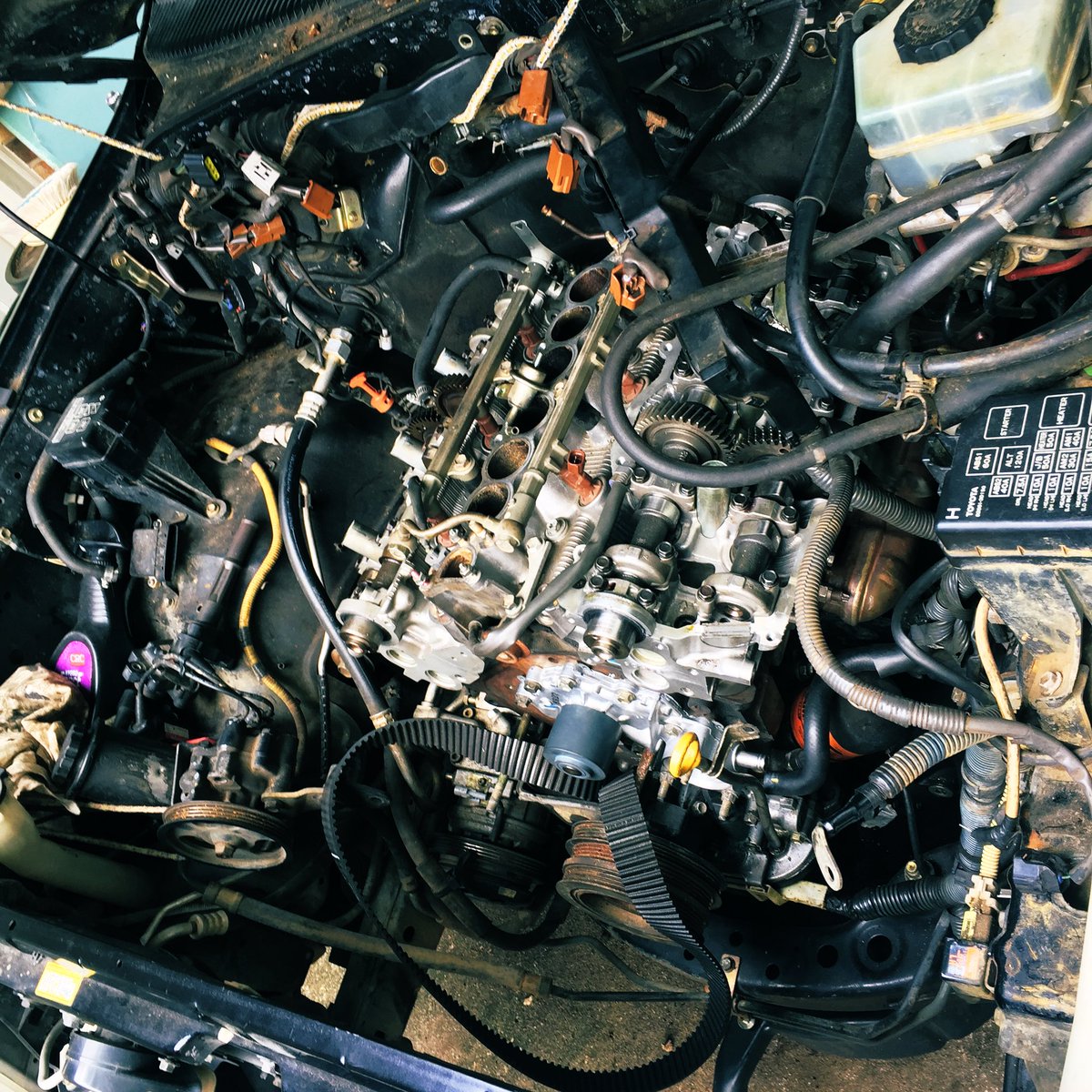 heyzeus_crisco's tweet photo. Dad worked 36hrs in the last three days, turned 63 this morning, and continuing the 4Runner rebuild this afternoon - in a 108 heat index..

Fuel injection and intake set back in, and trying to soak up all the knowledge possible #hbdpops https://t.co/oSRUcFLwY2