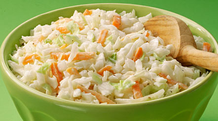 FoodDood4's tweet photo. Your favourite side, Coleslaw, is Dutch. Originating from  'kool' (cabbage) and 'sla' (the Dutch abbreviation for salad).  It was traditionally pickled in a vinaigrette and could be kept for weeks. #FoodDood #Coleslaw #TheNetherlands https://t.co/qbaMgg992l