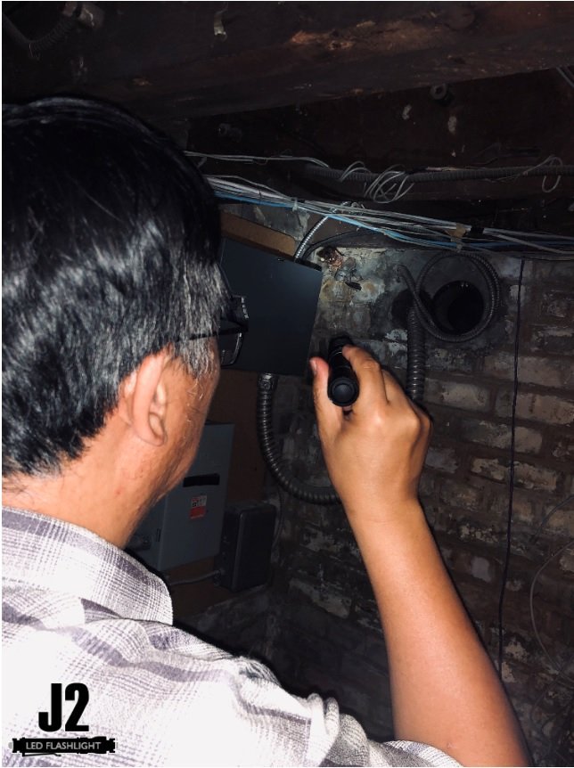 J2ledflashlight's tweet image. Wanna know the top 6 flashlights for house inspectors? Copy and Paste the link below.
 bit.ly/33wYgo4. 

#nitecore #eagtac #houseinspection #acebeam #fenix #flashlights #light #toronto #markham #thedanforth #construction #safety