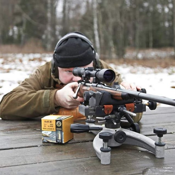 Mauser_USA's tweet photo. #rangeday with a legendary rifle.
PC: @jagtvildtogvaaben
#mauser98 #mauserusa #gunrange #shootingrange #targetpractice #huntingrifle #mauser #sightingin https://t.co/jtUHnKHKC0