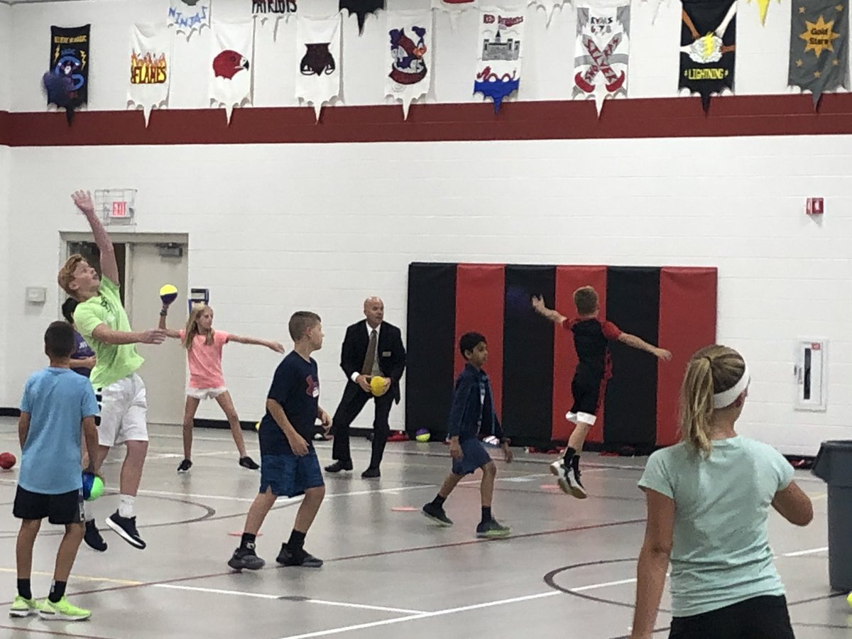 Karen Hedrick (@rvmsprincipal) on Twitter photo Of course <a href="/RockwoodSupt/">Dr. Curtis Cain</a> has to share the love and play with both teams! @coachgrotervms Of course <a href="/RockwoodSupt/">Dr. Curtis Cain</a> has to share the love and play with both teams! @coachgrotervms