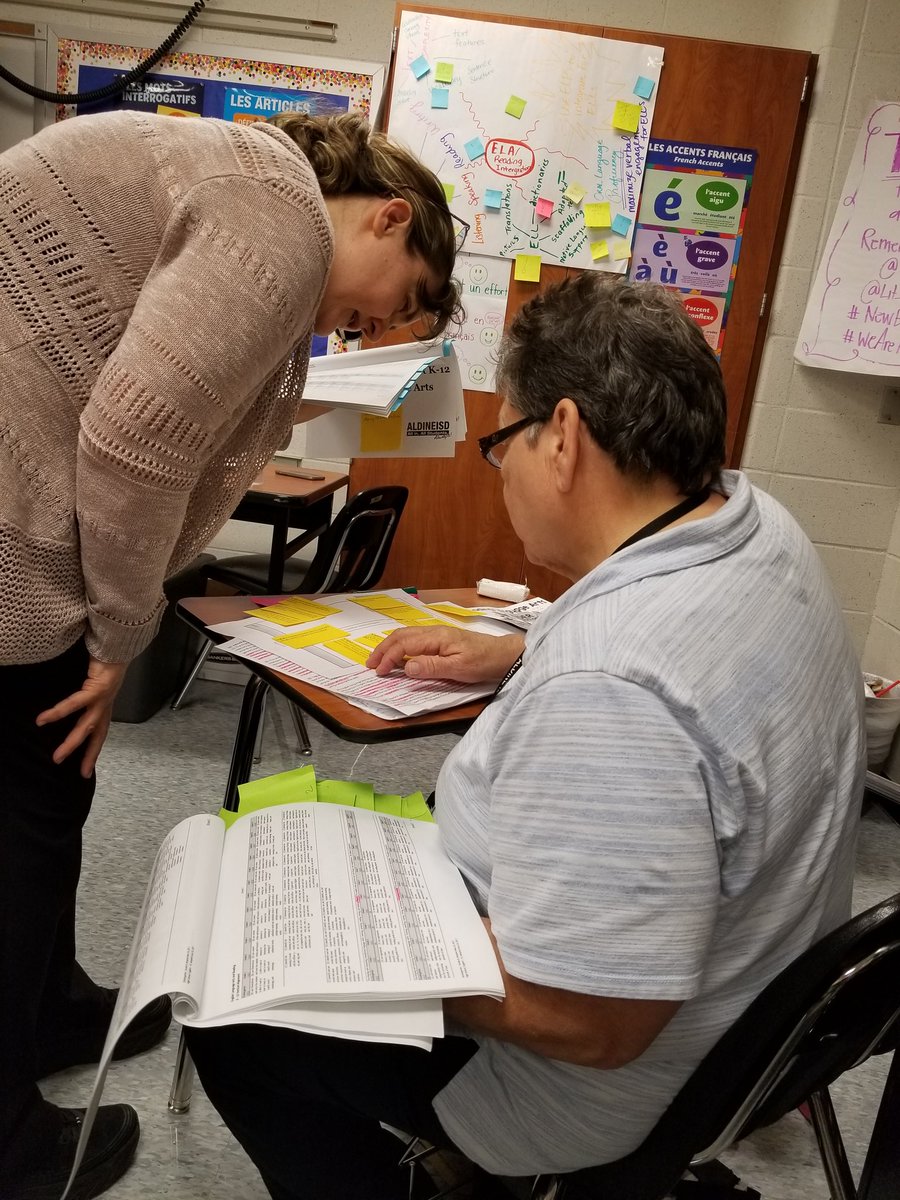 SonjaStapleton's tweet photo. Teamwork is the dreamwork!
#703islit
#NewELATEKS
#WeAreAldine
@TeacherTisby
@Lit_CoachMvp https://t.co/w4TJZ7Rkek