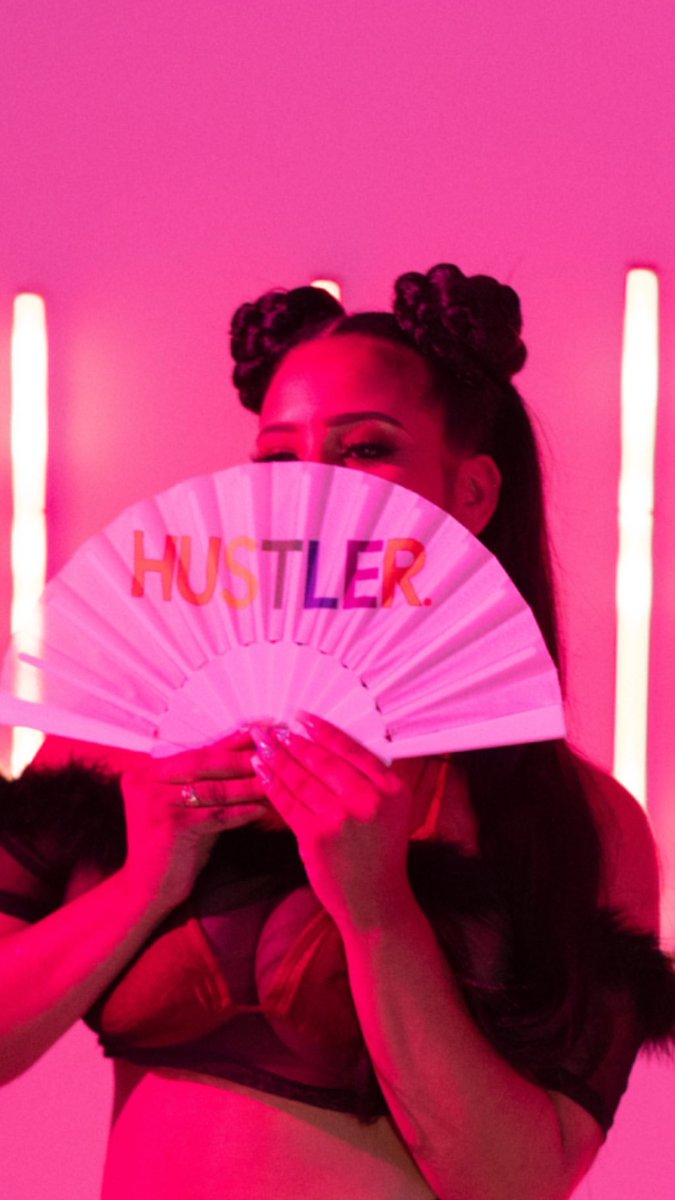 CynMoments's tweet photo. ❤️🧡💛 HUSTLER💚💙💜 https://t.co/Cr8MjFUqGB