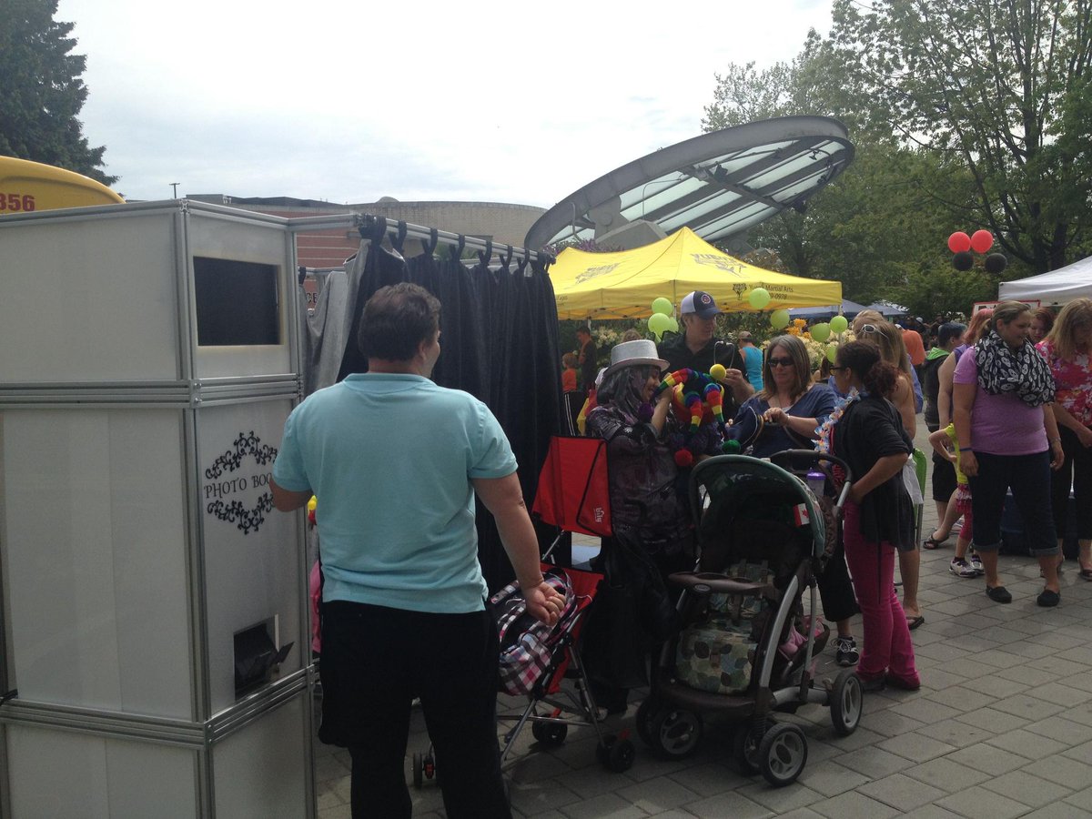 function_fun's tweet image. Make sure you #stayconcurrent with our #changes by #following us across all our #socialmedia found in the #links on our #website. Give Us A Call at # (778) 767-5909 today! #BirthdayPhotoBooth #PropPhotoBooth #EventPhotoBooth #BurnabyV5A3Z1 bit.ly/2NgcG2n