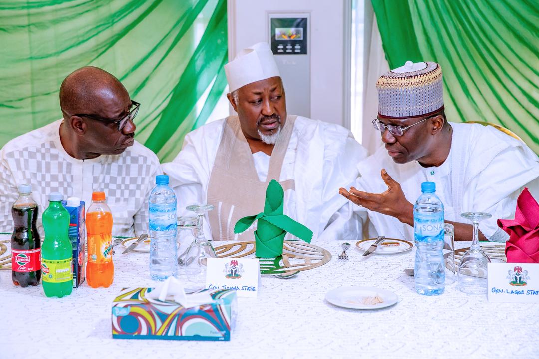 jidesanwoolu's tweet photo. To celebrate Sallah, I and other APC governors were hosted by HE President @MBuhari. It was a great experience to join family, friends and community leaders to felicitate with the President and pray for the peace and prosperity of our country.

#EidAdhaMubarak https://t.co/WKYGNgJEzw