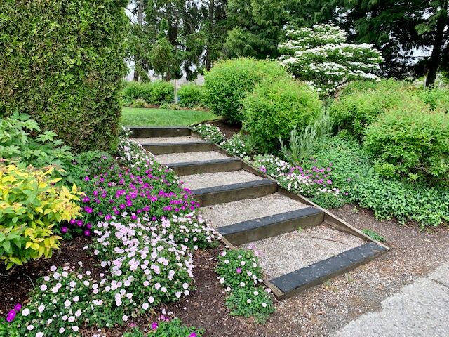 BeachGroveGolf's tweet photo. Heaven is a golf course, therefore this is a stairway to heaven. Come on out for a heavenly round of golf with us in sunny #tsawwassen.

#deltabc https://t.co/oEZorn2xTs