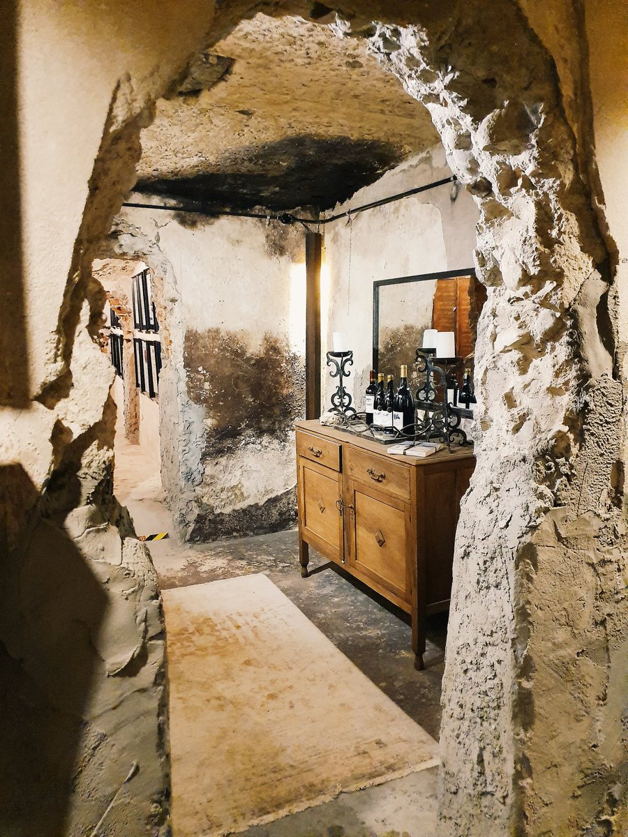 InstaEats (@instaeats) on Twitter photo The second day took us to the stunning #KalkveldLounge at <a href="/ZandvlietWine/">Zandvliet Wine</a> for a wine pairing. An explore of their underground cellars are a must! Their Muscat comes recommended. <a href="/RobertsonWineV/">RobertsonWineValley</a>
#RobertsonSlow
#SlowFoodandWine
#TastetheLifestyle
#CountryLife
#CelebrateRobertson The second day took us to the stunning #KalkveldLounge at <a href="/ZandvlietWine/">Zandvliet Wine</a> for a wine pairing. An explore of their underground cellars are a must! Their Muscat comes recommended. <a href="/RobertsonWineV/">RobertsonWineValley</a>
#RobertsonSlow
#SlowFoodandWine
#TastetheLifestyle
#CountryLife
#CelebrateRobertson