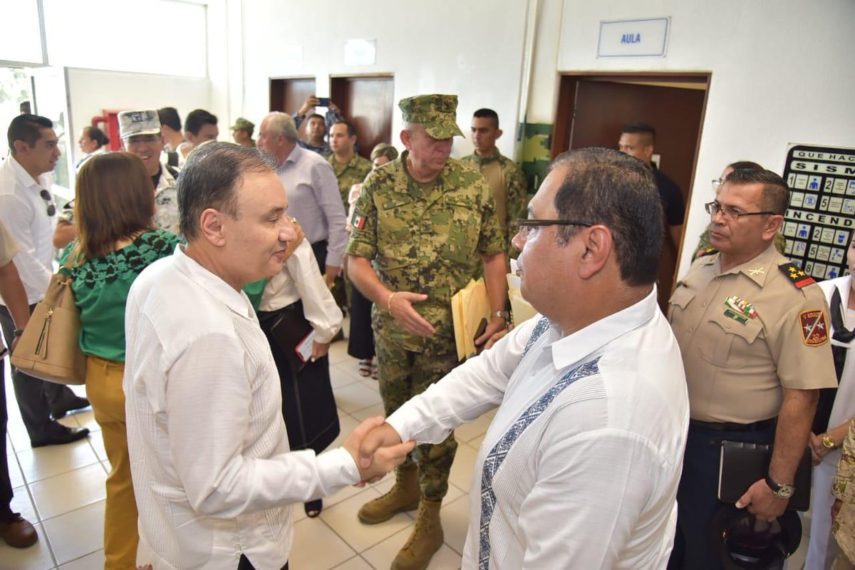 SergioPMariscal's tweet photo. Preocupado por el bienestar de  Cajeme, acudí a la Reunión sobre Seguridad Regional con el titular de @SSPCMexico Dr. @AlfonsoDurazo, y los titulares de @SEDENAmx y @SEMAR_mx para analizar los avances  obtenidos gracias a la coordinación de los 3 niveles de Gobierno. https://t.co/xxDVfkdfYd